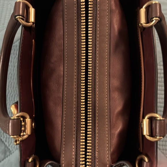 Coach Rogue 25  - Brick Red - Picture 6 of 12